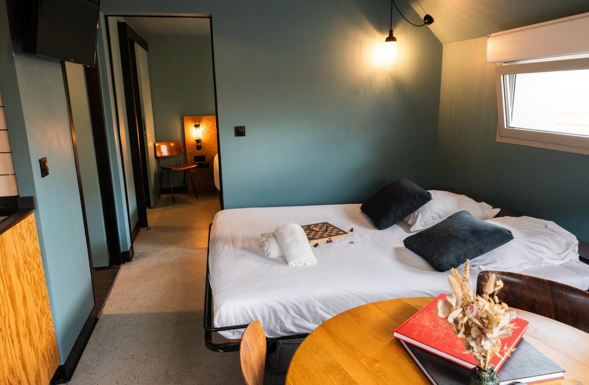Eklo Bordeaux Centre Bastide Hotell Exteriör bild