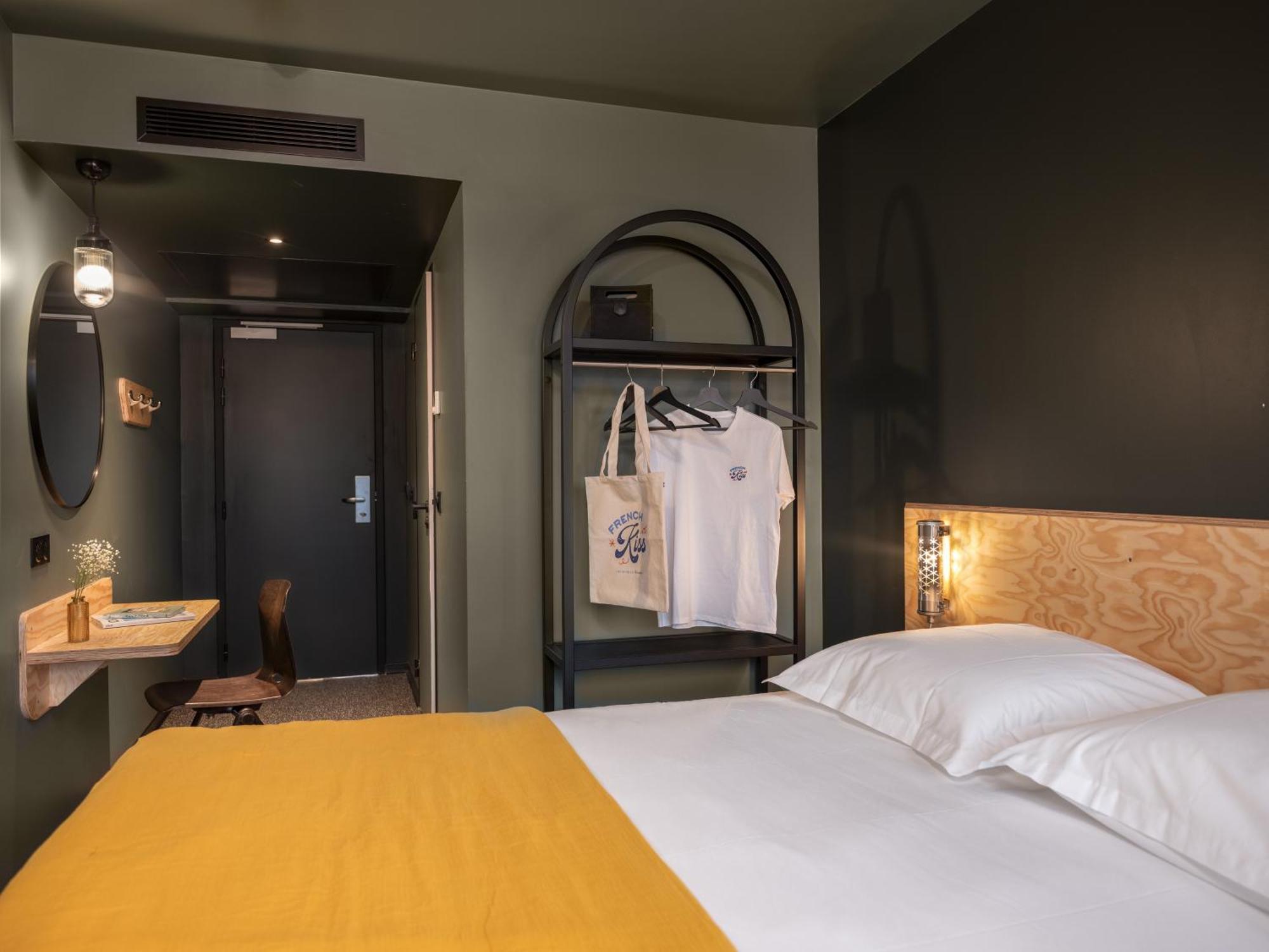 Eklo Bordeaux Centre Bastide Hotell Exteriör bild